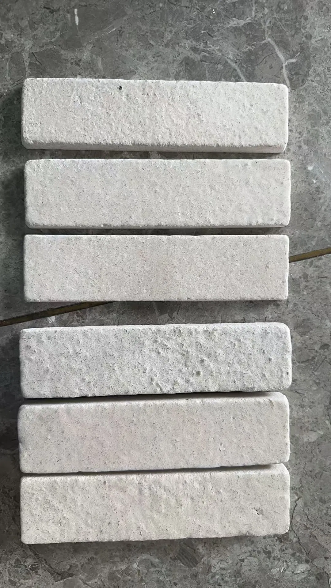 Natural Stone Portuguese Limestone Tiles Strip for Wall Cladding