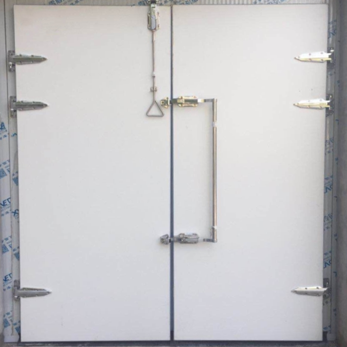 Industrial Thermal Insulated Steel PU Foam Sandwich Panel Pedestrian Hinged Cold Room Swinging Door for Refrigeration Warehouse or Cold Stores