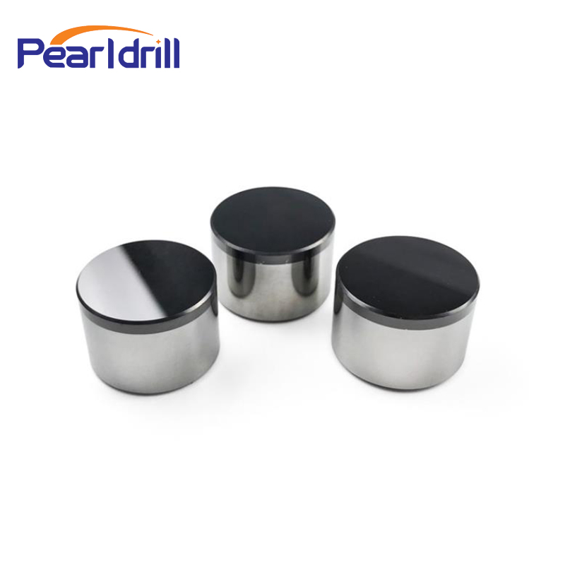 PDC-резцы 1308, 1313 для буровых долот