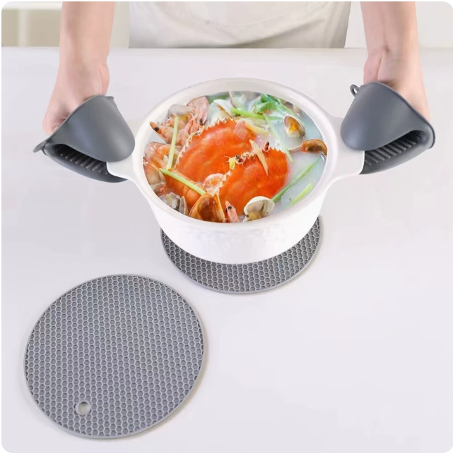 Silicone Oven Mitts and Pot Holders, 6-Piece Set, Heavy Duty Cooking Gloves