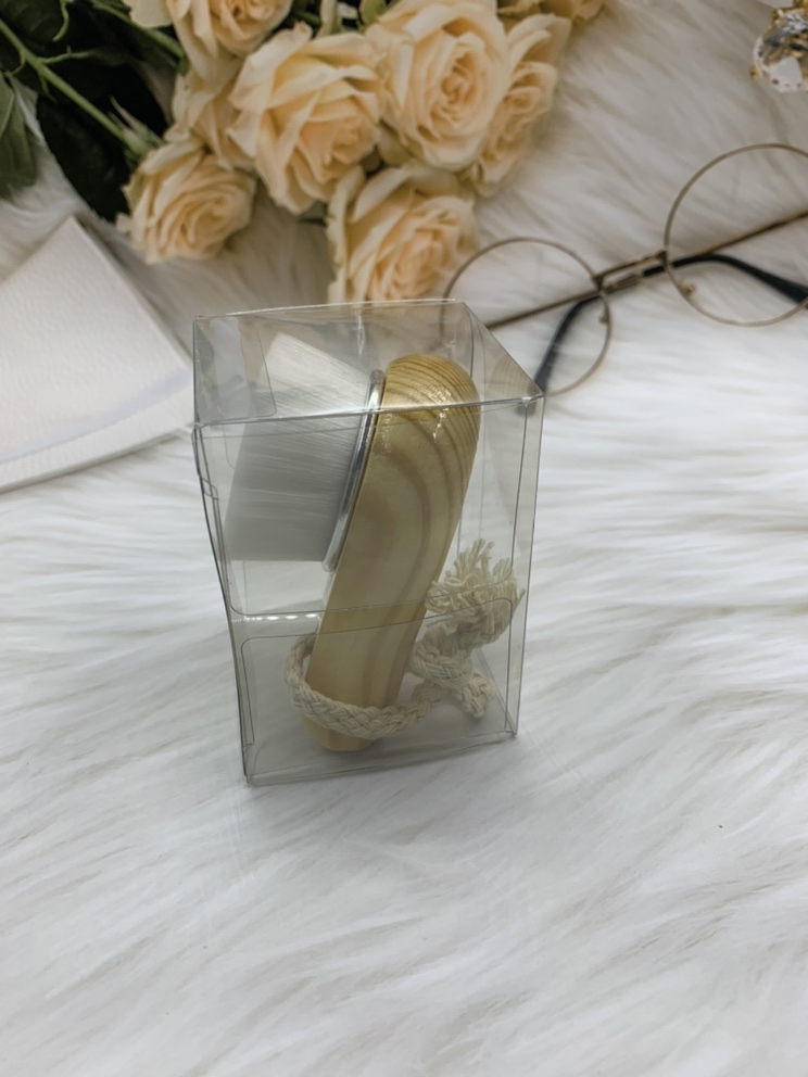 Wood Handle White Synthetic Hair Hanging Facial Brush