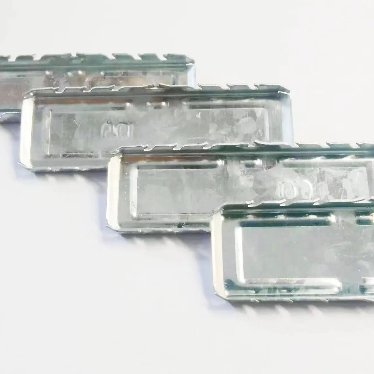 Steel Straight Corner Joint Connector for Aluminum Spacer Bar of Insulating Glass
