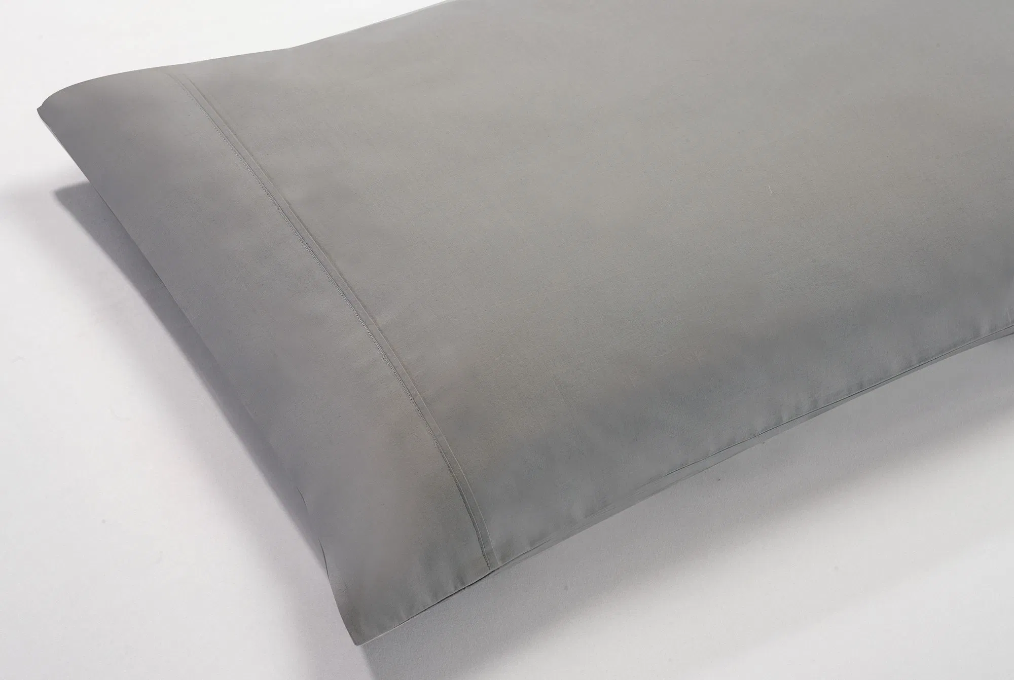 Popular 1800 Tc Soft Like Egyptian Cotton and Wrinkle Free Wholesale Microfiber Sheet Set Grey Color with Piping