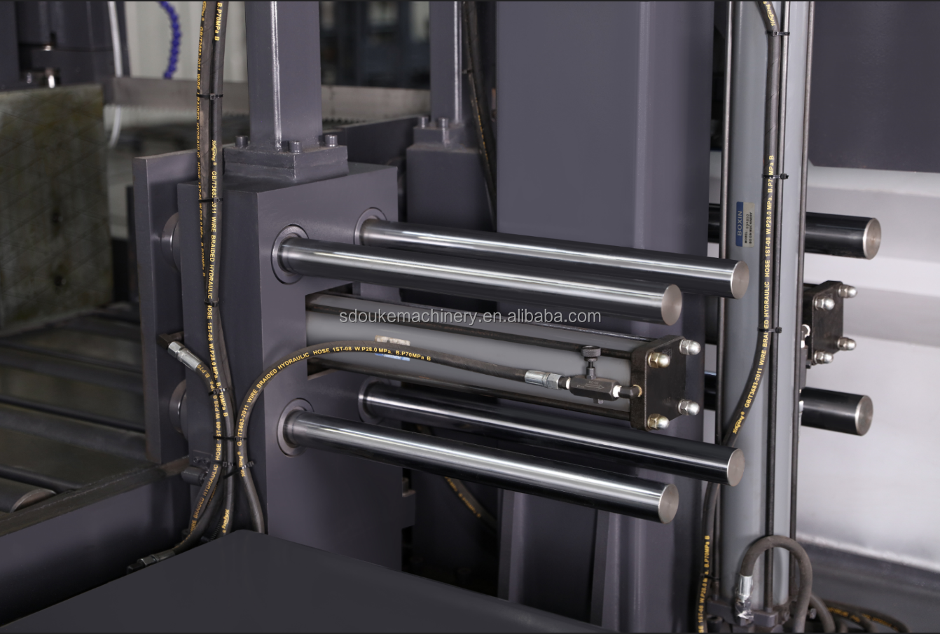 Ленточная пила по металлу усиленная UP-80N CE