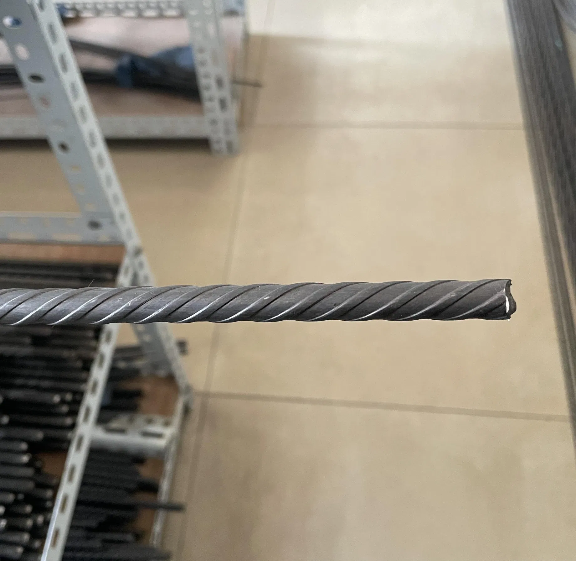 Low-Relaxation Spiral Rib Steel Wire for The Prestressing of Concrete