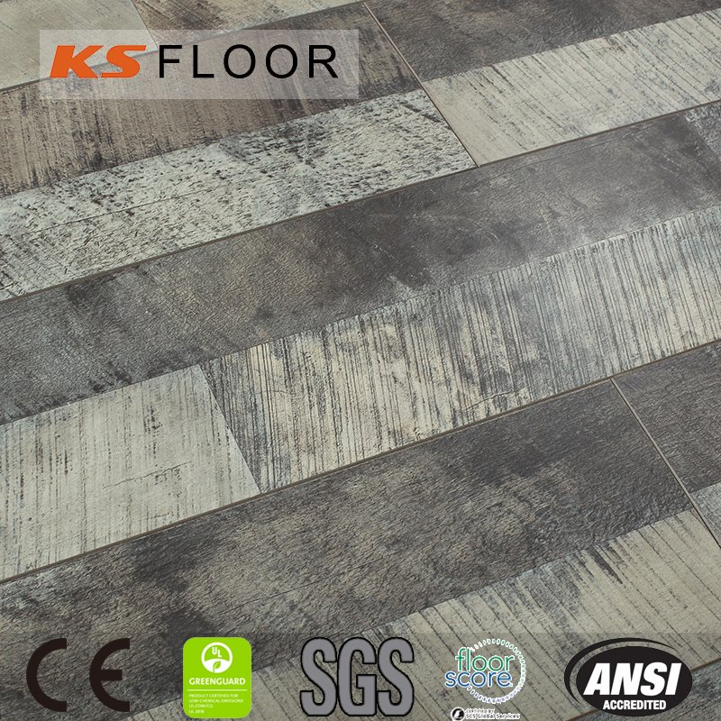 5063 Laminate Floorings 12mm E1 V-Groove HDF Black Embossed Laminate Floorings