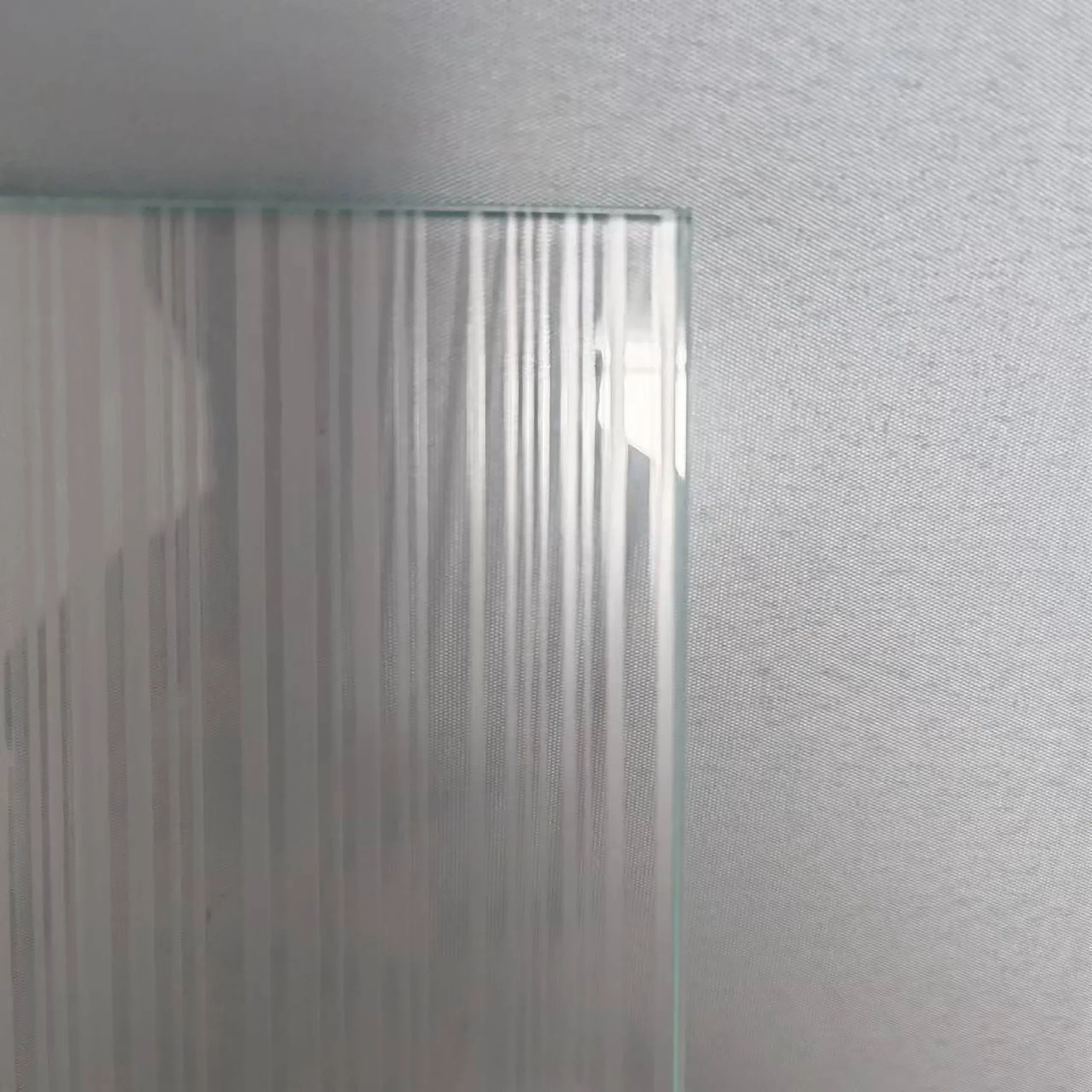 Simple and Grand Easy to Operate Furniture Glass Bathroom Glass