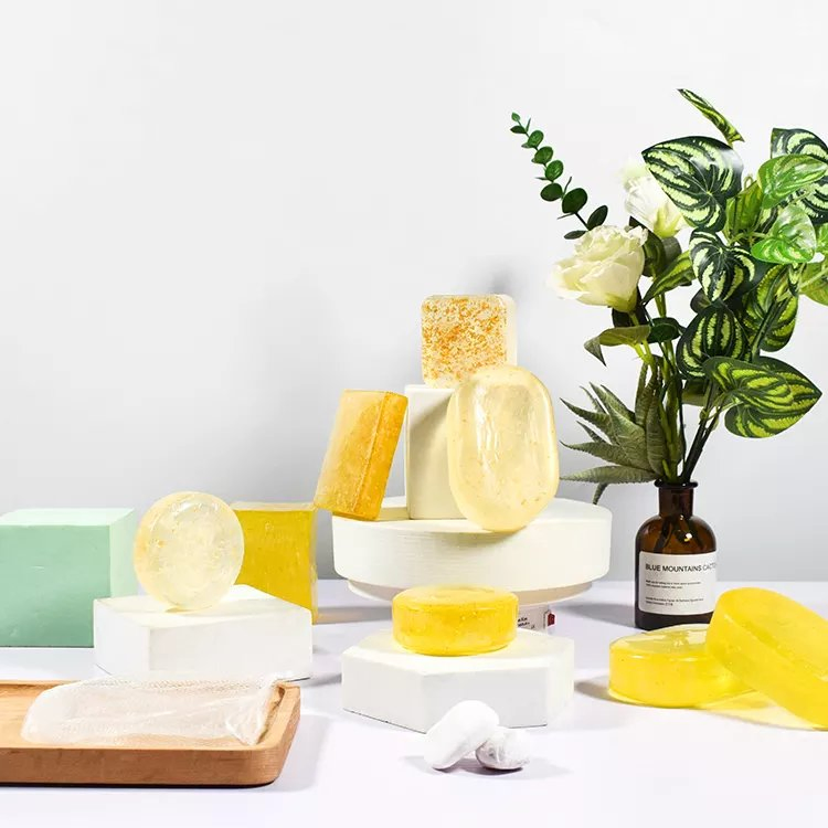 OEM Private Label Moisturizing Whitening 100% Natural Organic Handmade Amino Acid 24K Gold Soap