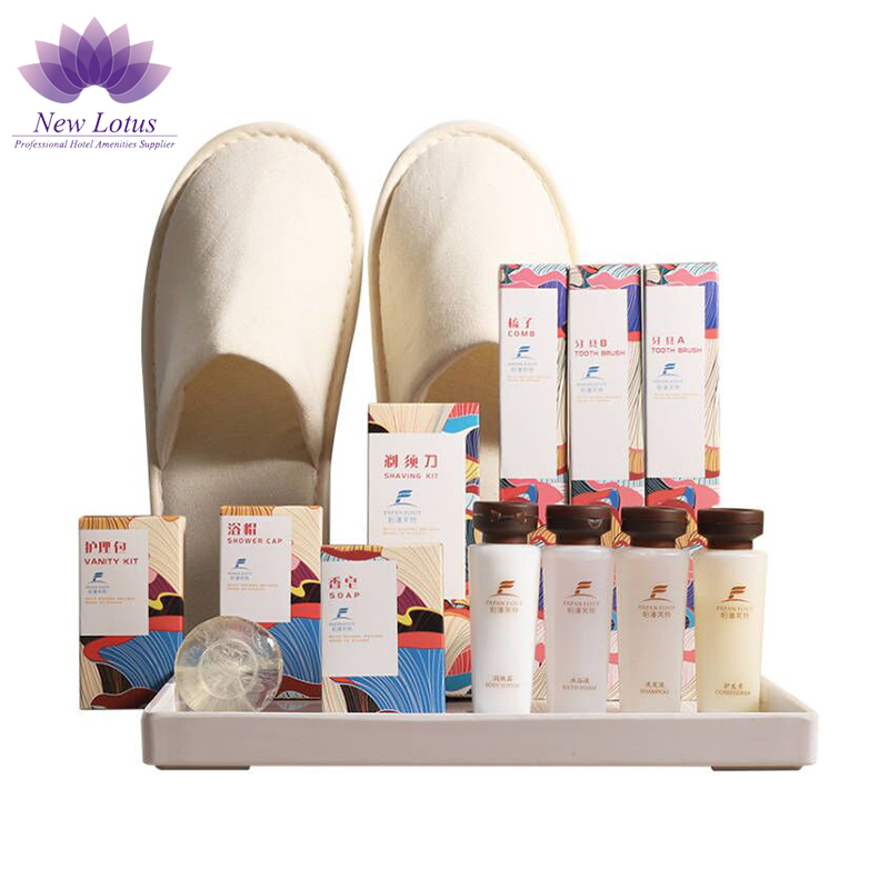 Wholesale Disposable Plastic Hotel Amenities Set Room Use Toiletries Including Body Lotion Conditioner Dental Kit for Hotels