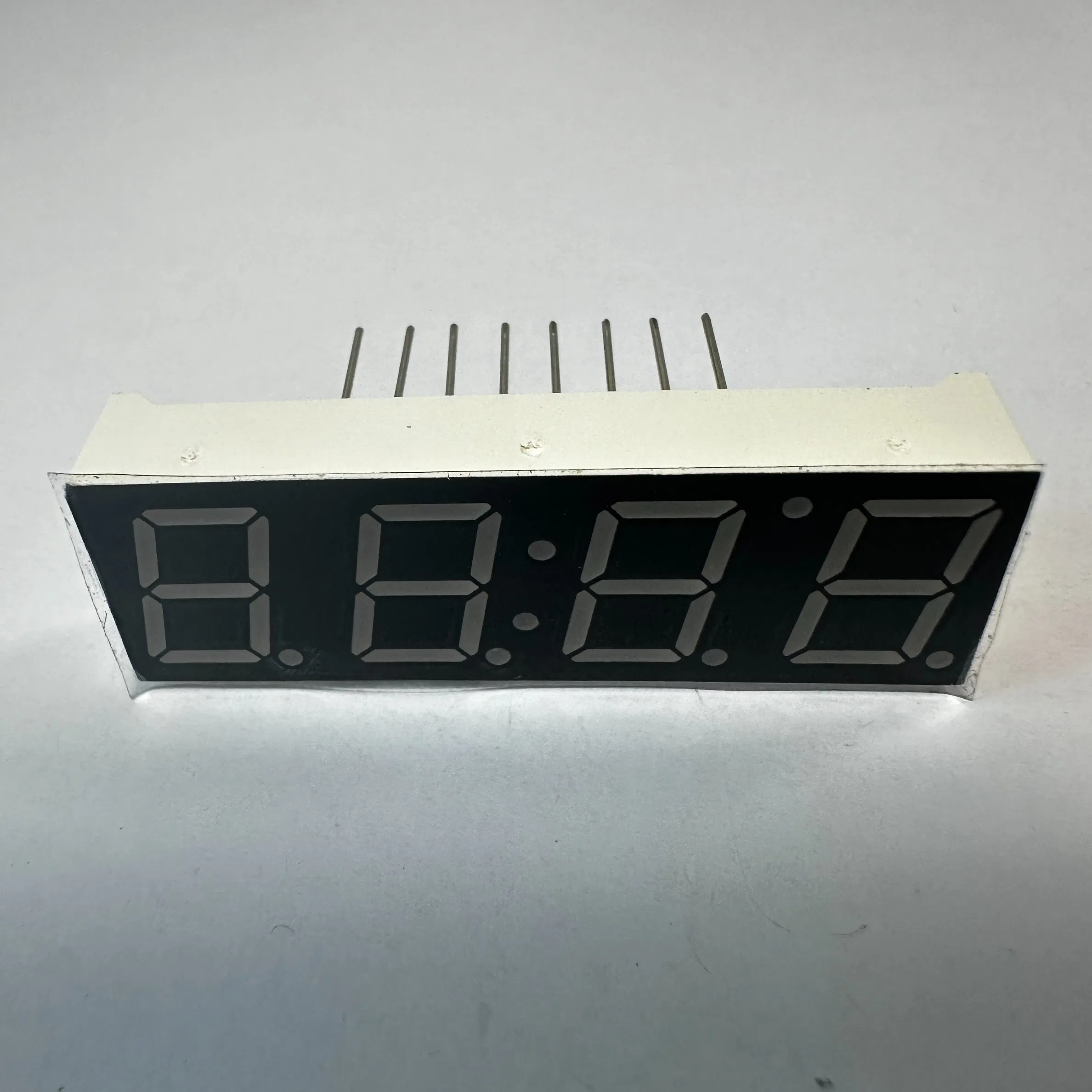 Super Bright Red 0.39inch 4 Digit 7 Segment LED Display Common Anode for Temperature Humidity Indicator