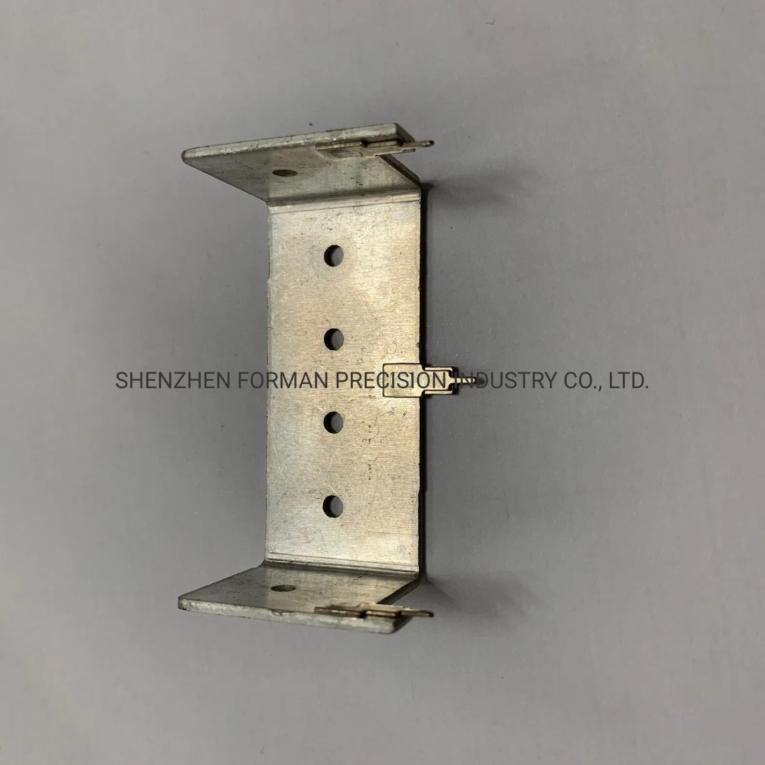 Штампованные металлические детали и разъемы для авто