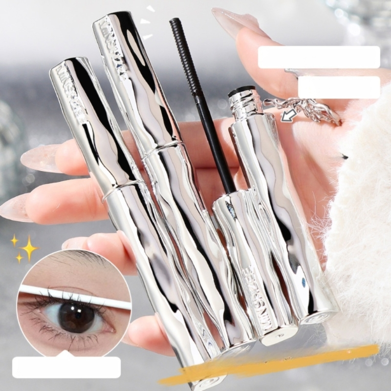 The Richly Pigmented, Quick-Drying, Shape-Holding, Nourishing and Repairing Mascara