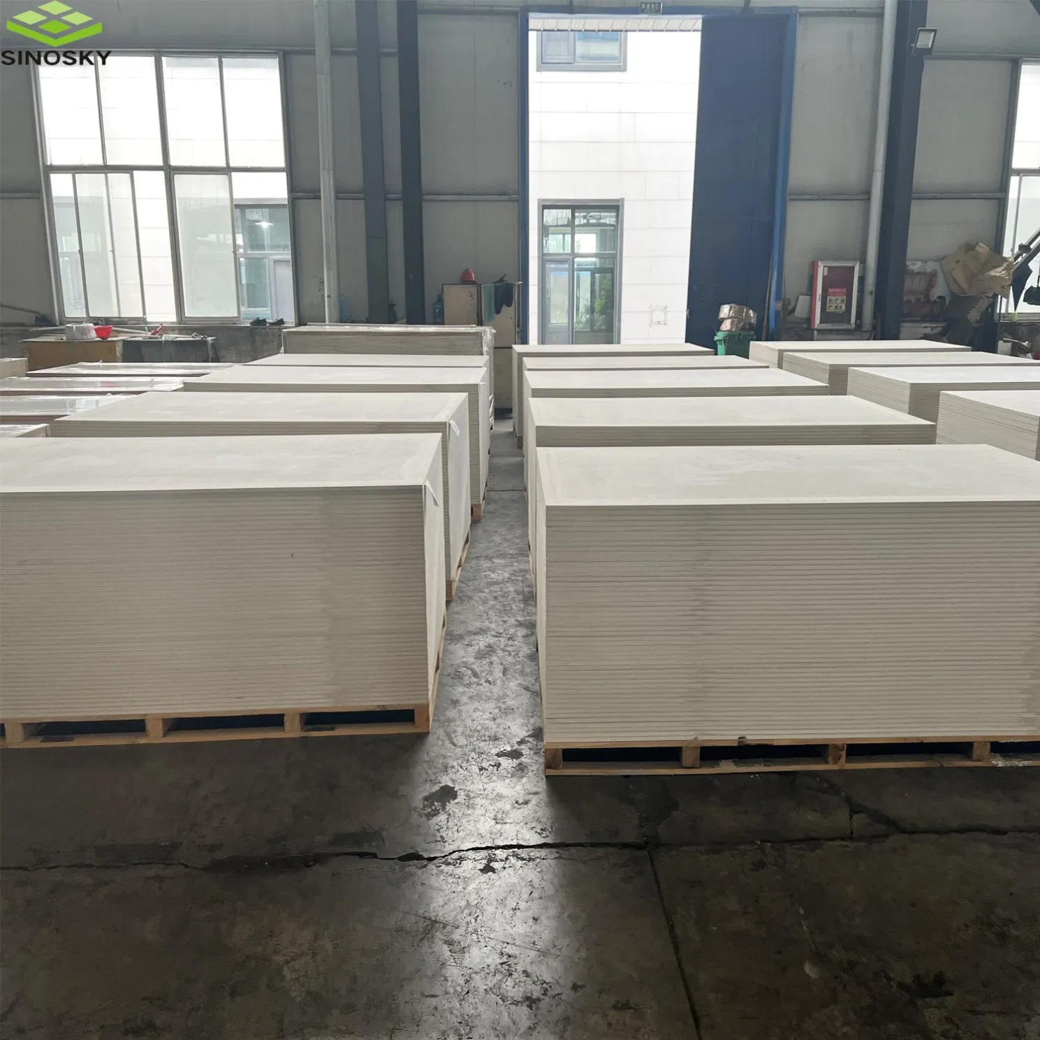 1200X2400mm Cement Board for Exterior Villa House Fiber Cement Board Plant Cement Board 8mm