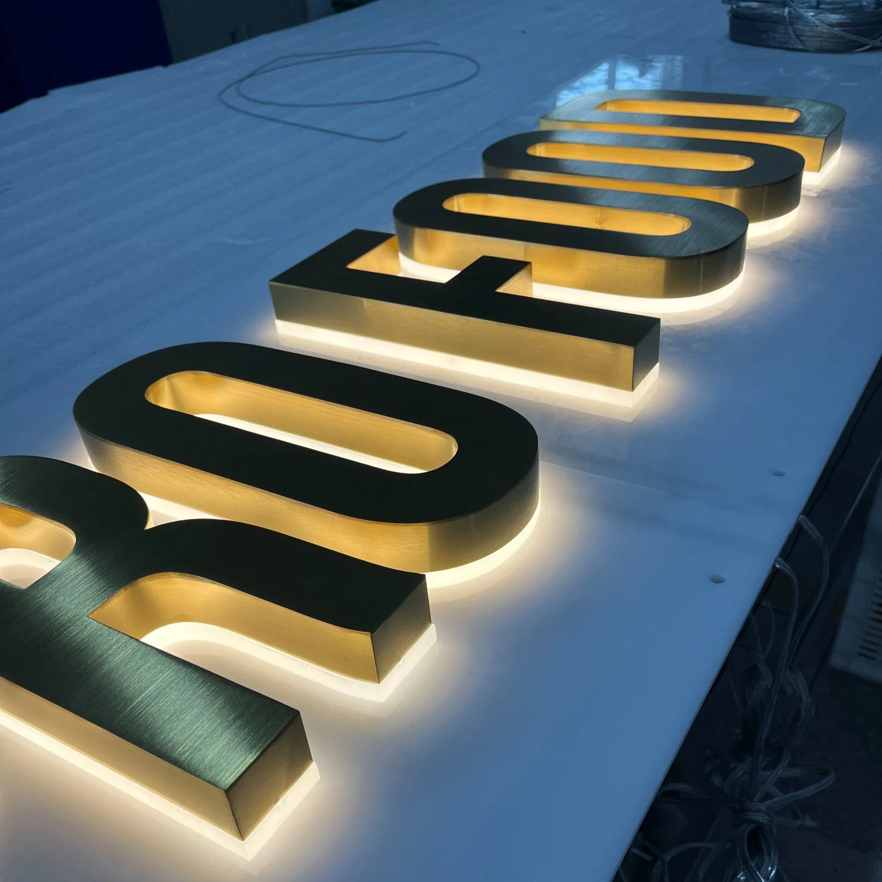 Customized Backlit Channel 3D Letters Sign Stainless Steel Sign