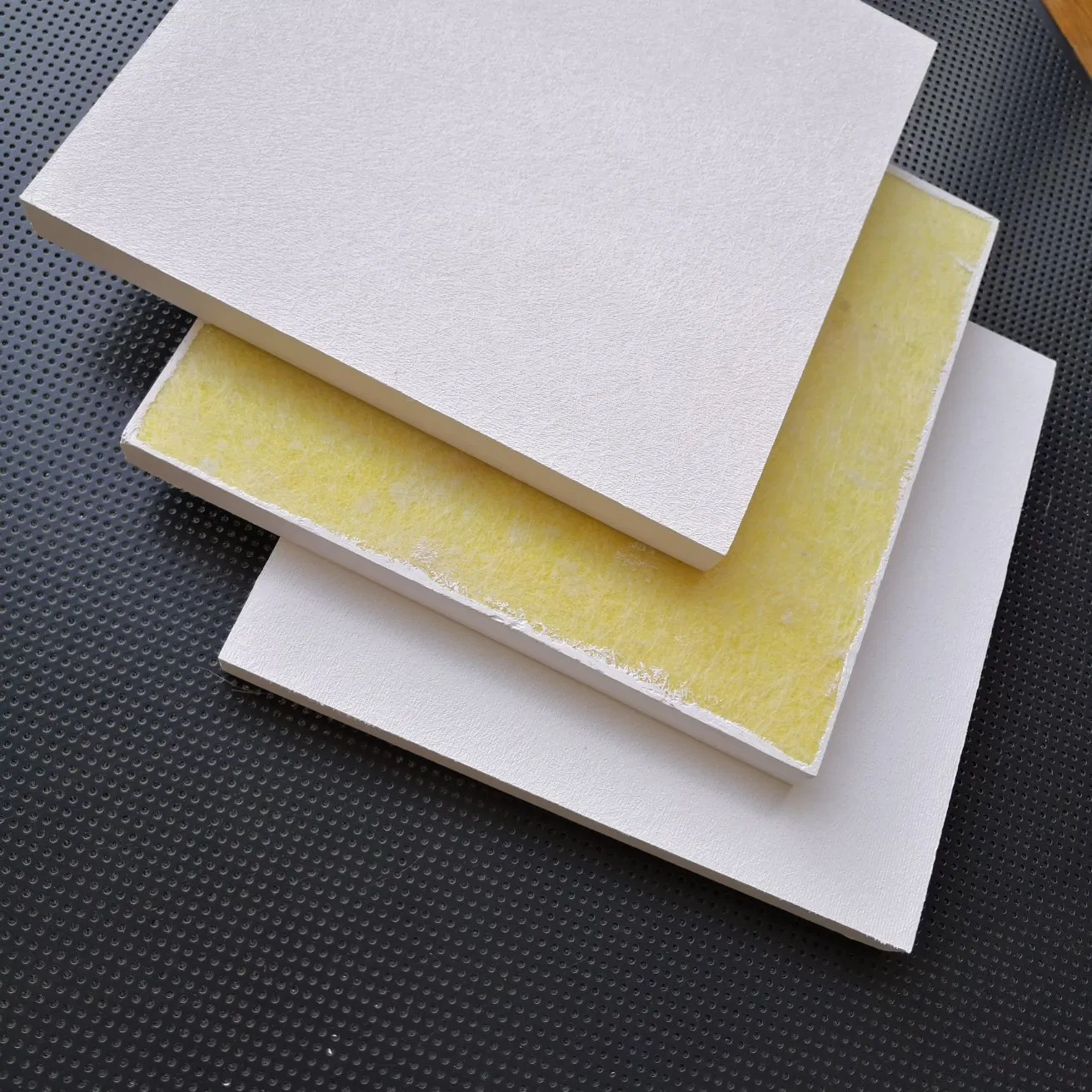 Fiberglass Sound-Absorbing Suspended Ceiling Advanced Material Factory Wholesale