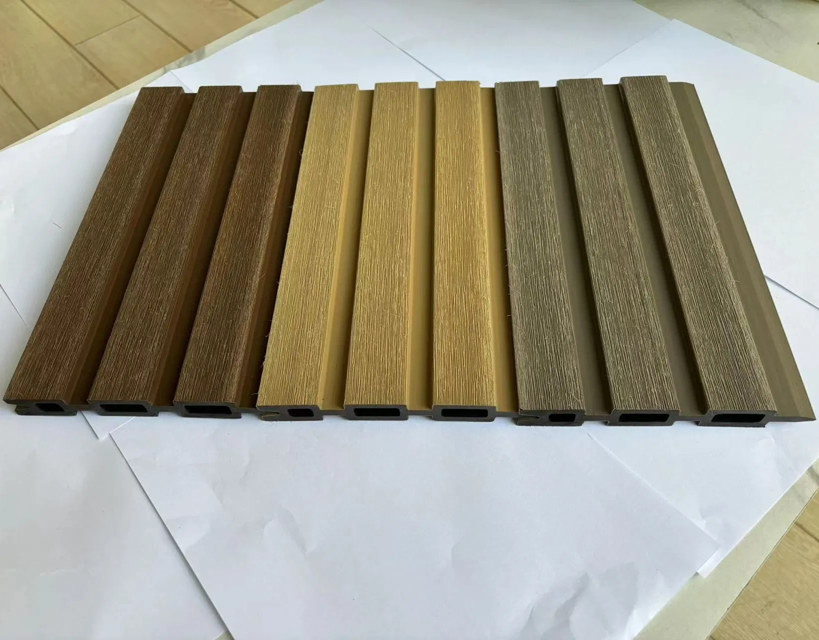 Co-Extruded Fence Panels WPC Co-Extruded Slatted Garden Fence Outdoor Fence