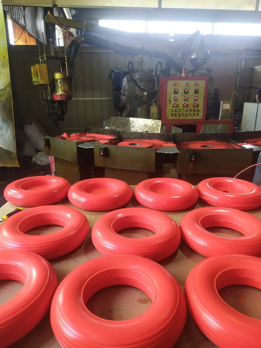 Полиуретановая шина для велосипеда 20x2.125