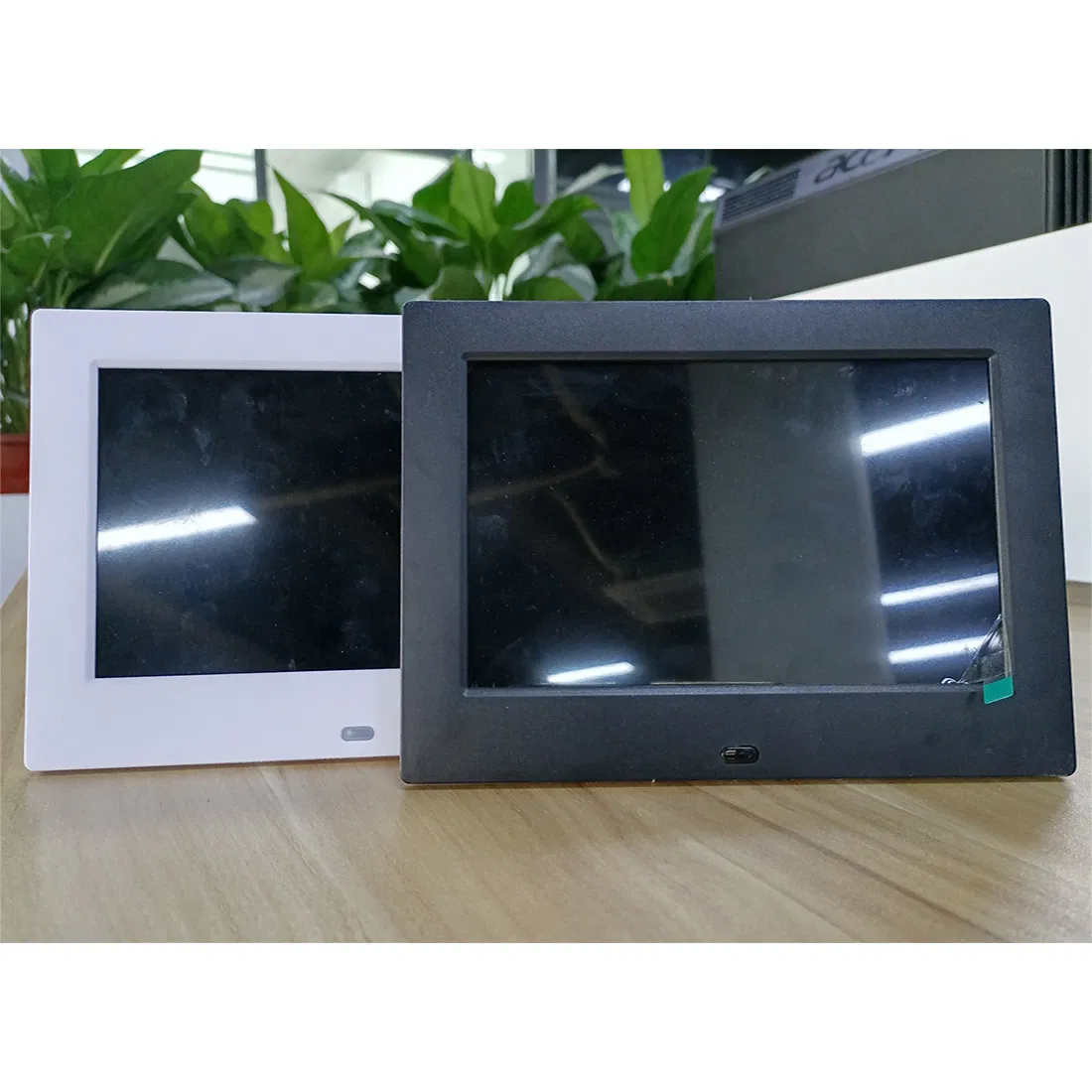 Hot Selling Cheap Video Playback 7 Inch HD Mini Photo Electric Digital Pictures Frame with Custom Logo