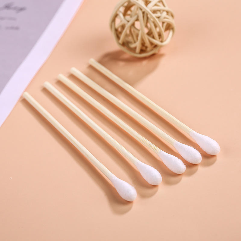 Portable Single-Ended Cotton Swabs with Bamboo Sticks, 50 Pieces in Total.