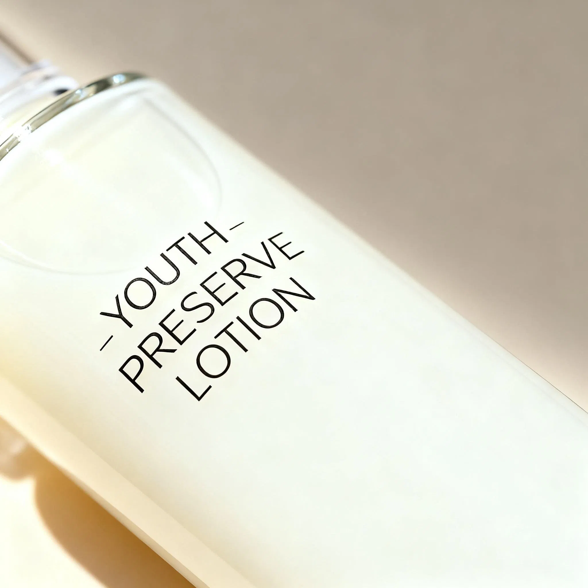 Advanced Blend Ergothioneine and Rhodiola Face Lotion for Youthful Glow and Vitality