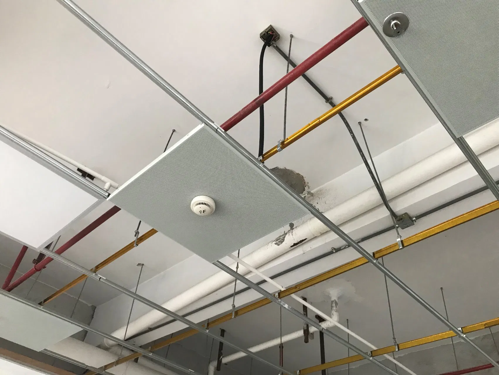 Aluminum Acoustic Ceiling 600*600mm for Office Decoration