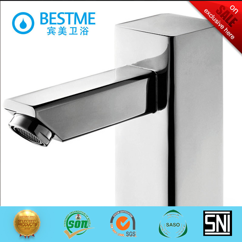 Chinese Deck Mounted Single Cold Kitchen Faucet Tap (BF-A109)