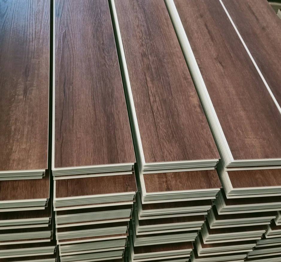 Vinyl Floor Home Decor Decoration Material 20mil Indoor Cost-Effectively Waterproof Hybrid Plank Vinyl Rvp Spc Flooring Tile