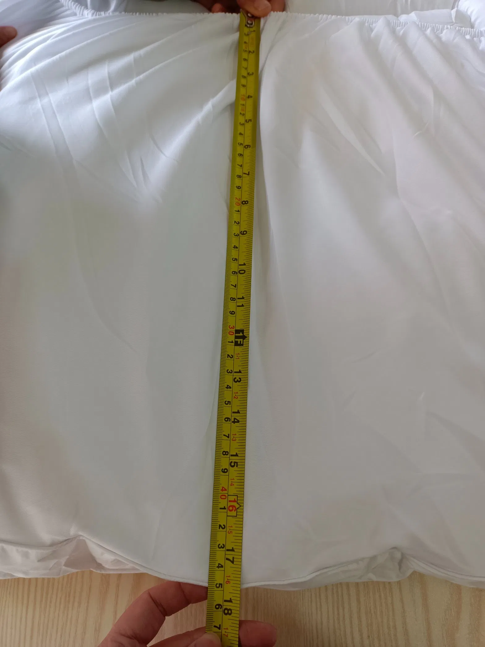 Cotton Mattress Cover Filled with 300GSM Superfine Fiber