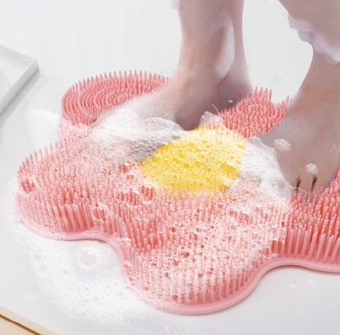 Lazy Person's Silicone Exfoliating Brush for Effortless Back Scrubbing