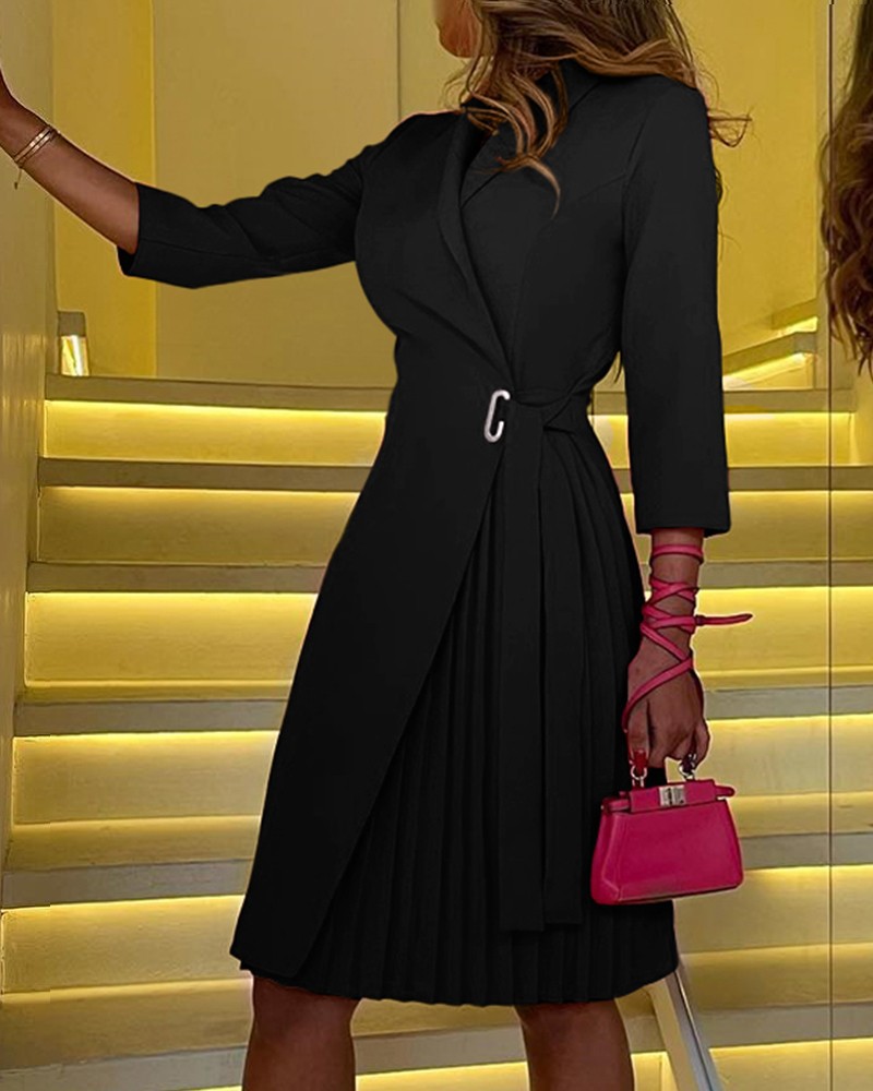 Платье женское весеннее плиссированное V-вырез завязка на талии