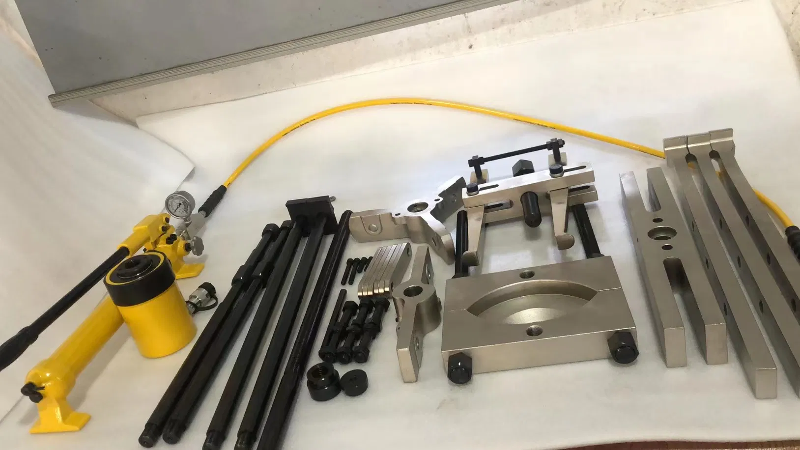 Bhp-2751g Enerpac Equivalent 10000psi 20 Ton Manual Hydraulic Master Puller Set