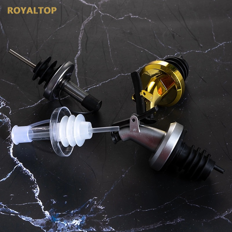 Wholesale Small Olive Oil Packaging Square Glass Kitchen Cooking Oil Dispenser Bottles with Silver Lid