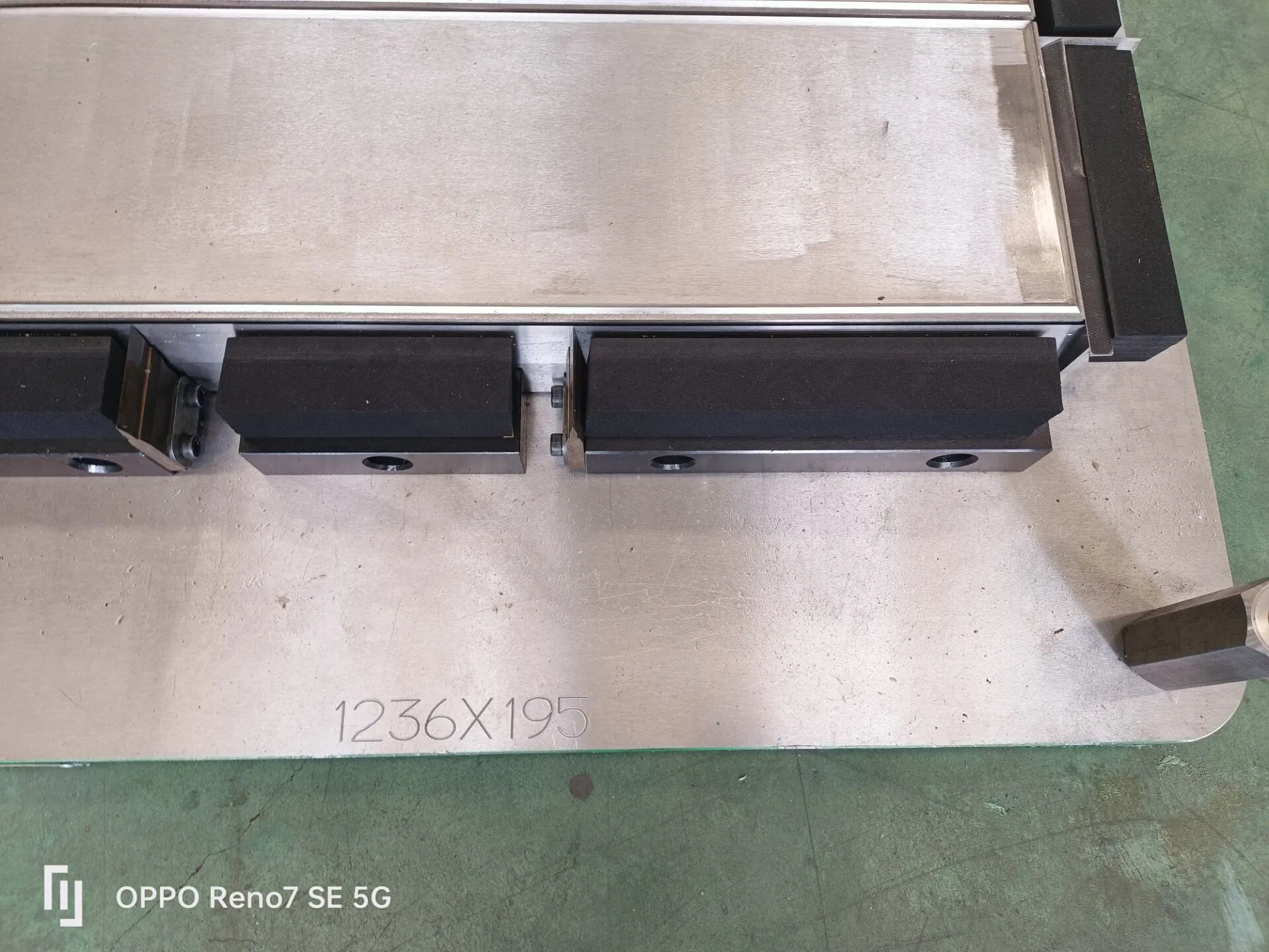 Lvt / Spc Floor Cutting Mold
