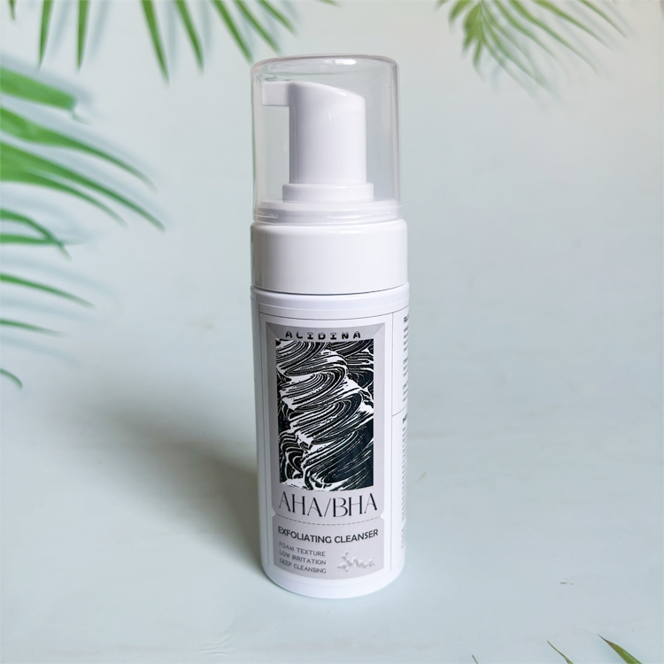 OEM/ODM Sensitive Skin Used Deep Clean and Clear Face Wash Cleansing Foam Cleanser Mousse