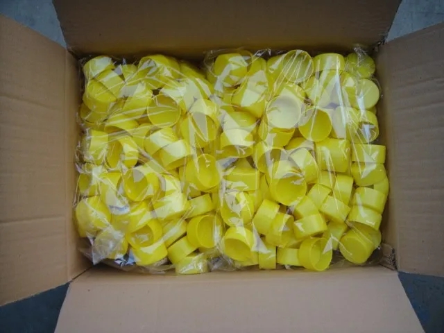Yellow Plastic Scaffolding Fastener Cover Tube Safety Cover Tube Cap