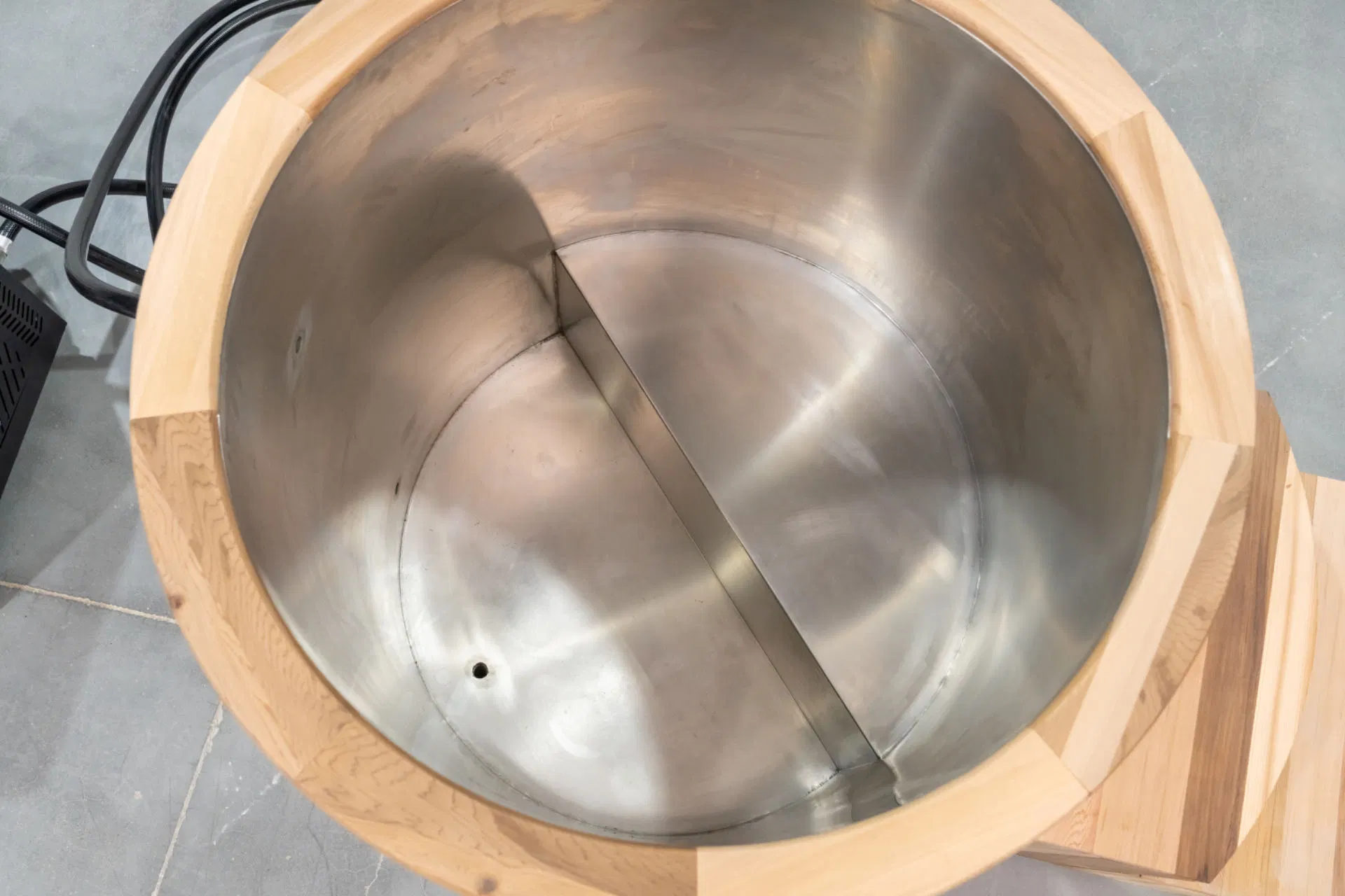 Персональная ледяная ванна Cold Plunge для восстановления