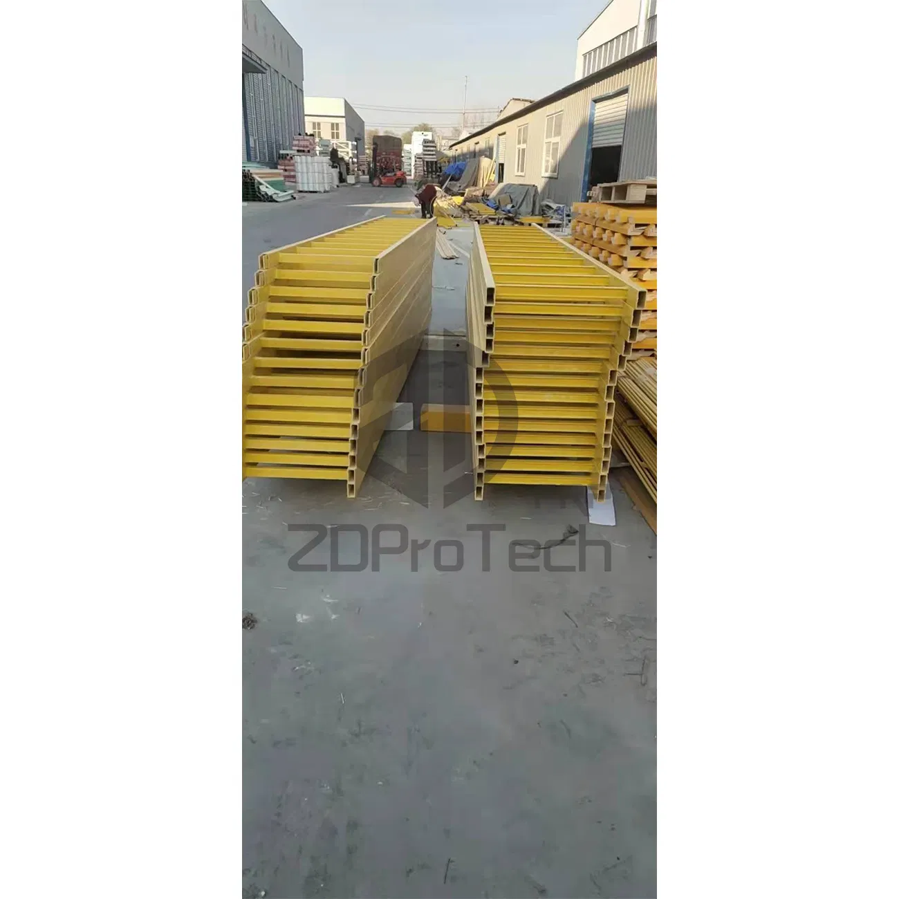 10 FT. Fiberglass Round Rung Straight Ladder with 375 Lb. Load Capacity Type Iaa Duty Rating