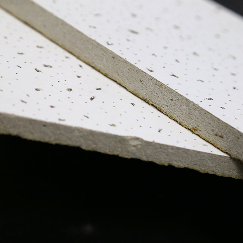 High Nrc Noise-Reducing Mineral Fiber Board 603X603mm Stylish Acoustic Ceiling Tile