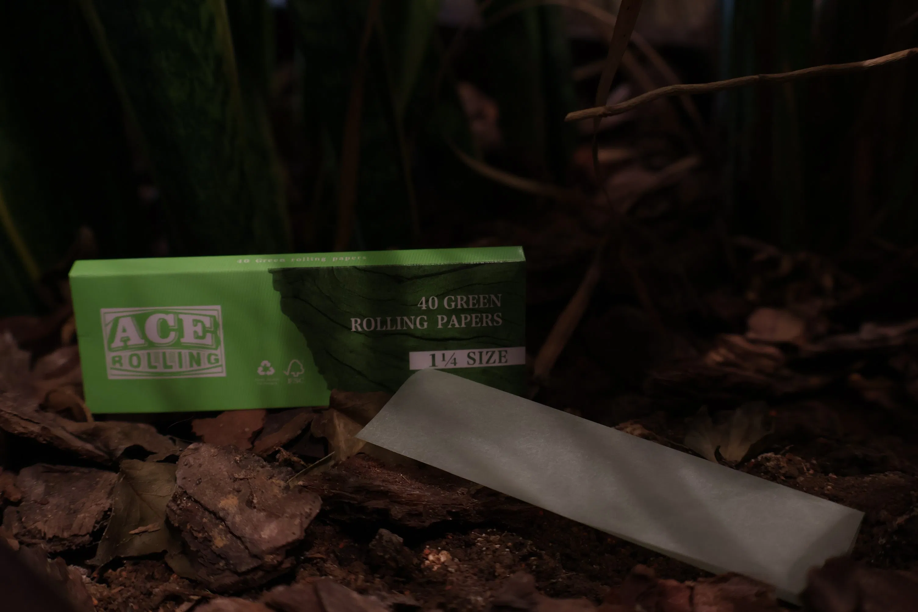 Top Seller Multi Color Kingsize Rolling Paper Full 50booklets Paper Rolling Smoking Paper