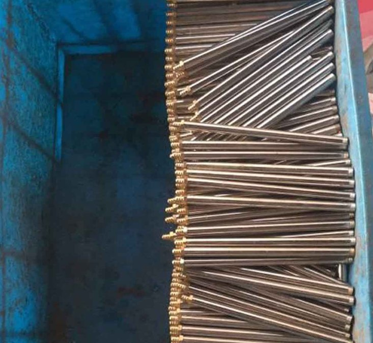 Factory Wholesale Rugged and Wear-Resistant Plastic Foam Caulking Gun