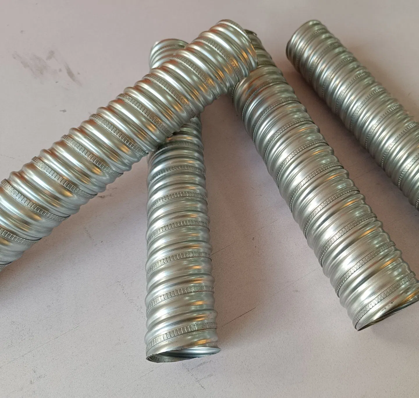 Prestressed Galvanized Post-Tensioning Corrugated Duct with Metal Wave