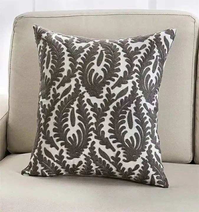 Fashionable Home Hotel Use Velvet Circle Pillow Knitted Jacquard Vintage Sofa Decoration Cushion Cover