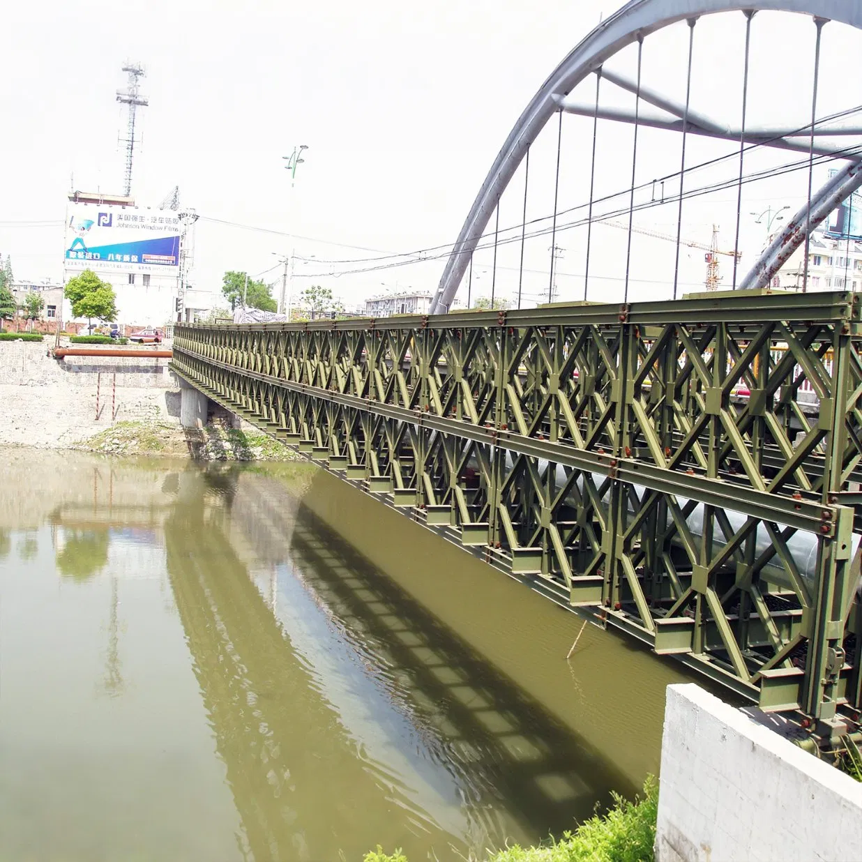 Durable Compact Bailey Bridge Panels for Efficient Construction