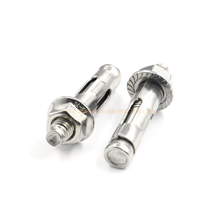 Анкерный болт с гайкой и распорной втулкой