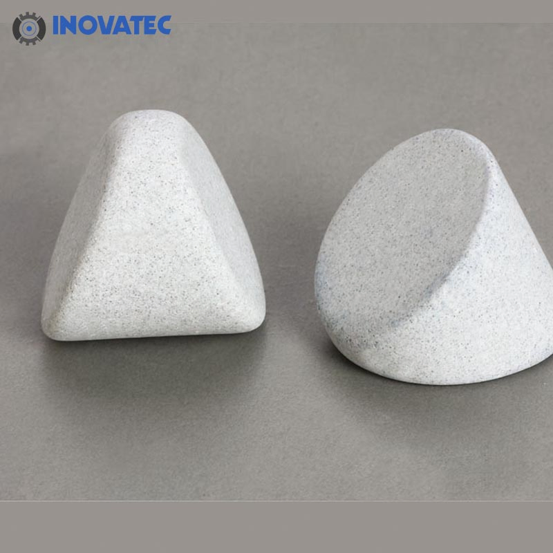 Abrasive Deburring Tumbling Grinding Angle Cut Triangle Ceramic Media Chips