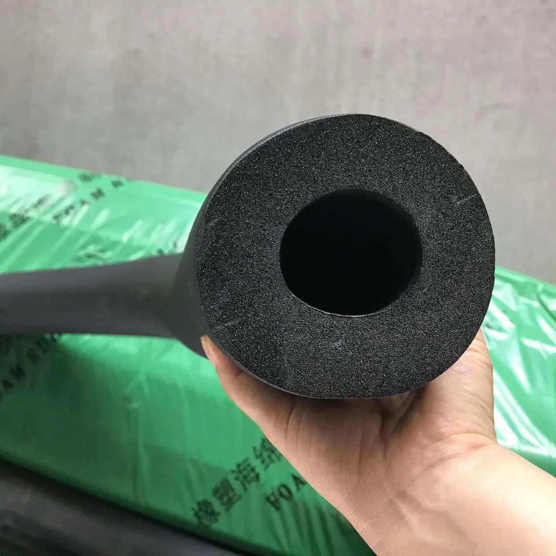High Quality Foam Rubber Pipe Heat Insulation Tube with Aluminium Foil