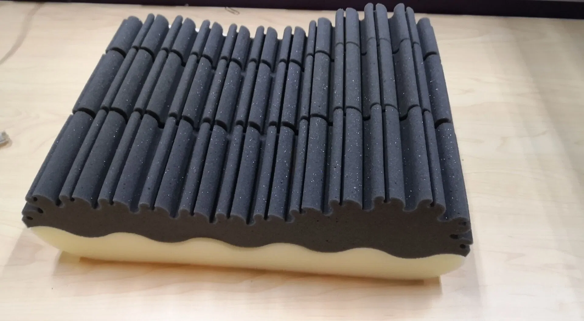 Contour Shape Memory Foam Pillows Wholesale Pillow Back Wedge Pillow Charcoal Pillow