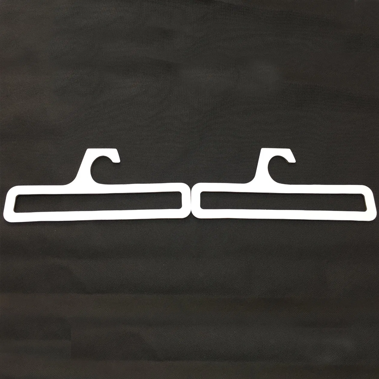 China Custom Logo Printed Brown Gray White Ecofriendly Recylced Cardboard Paper Sweaters Shirts Underwears Trousers Clothes Clothing Shop Display Hanger