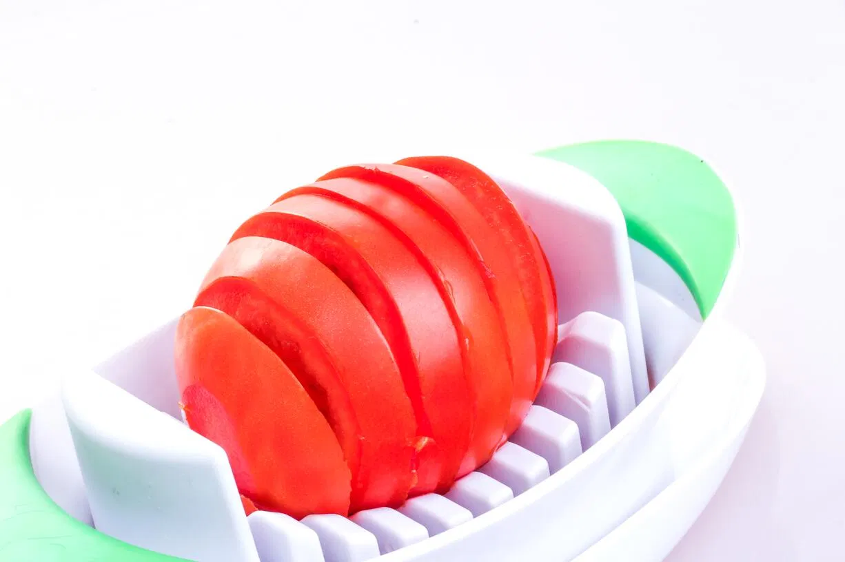 New Handy Fruit Tomato Cutter 8PCS Tomato Slicer