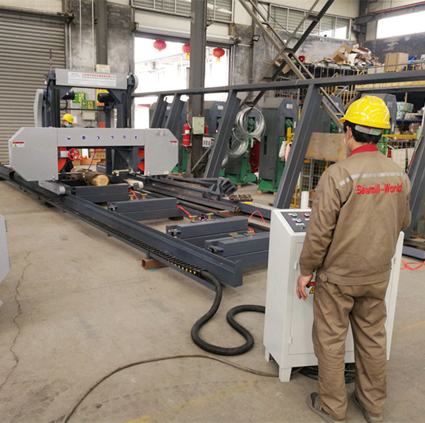 Ленточная пила по дереву портативная дизельная горизонтальная